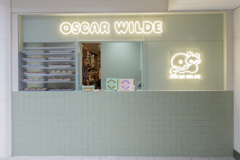 アイコニックなリアル店舗